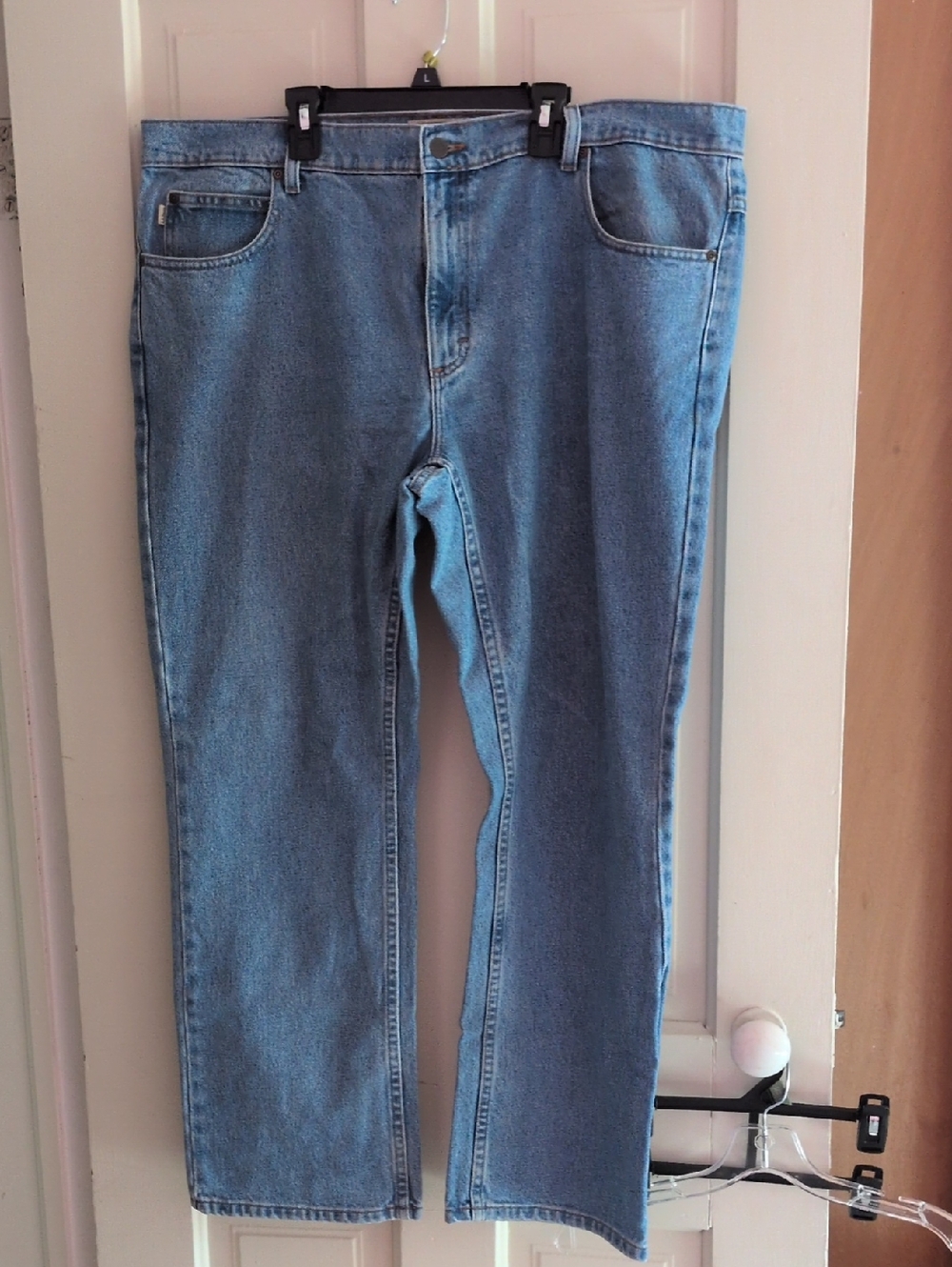 Men's L L Bean 40/29 Standard Fit Jeans Light Wash